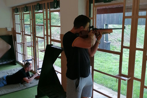  (photo)