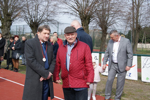  (photo)