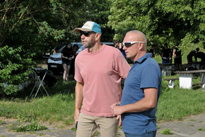 (photo)