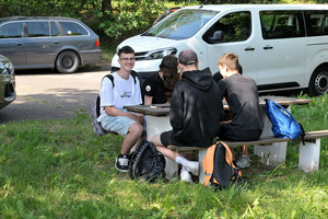  (photo)
