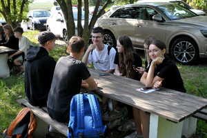  (photo)