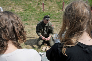  (photo)