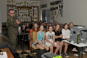  (photo)