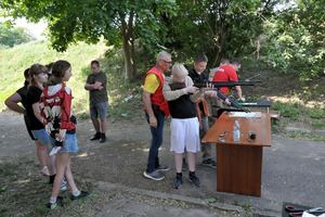  (photo)