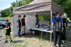  (photo)