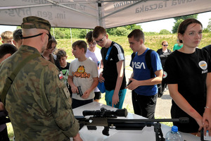  (photo)