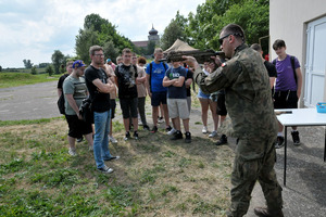  (photo)