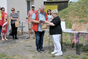  (photo)