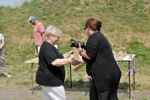  (photo)