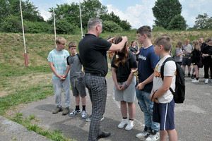  (photo)