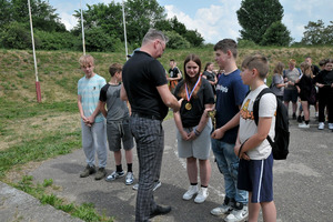  (photo)