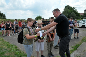  (photo)