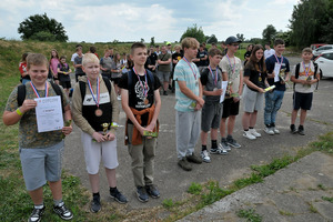  (photo)