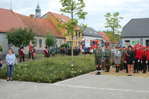  (photo)
