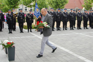  (photo)
