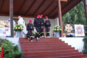  (photo)