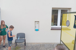  (photo)