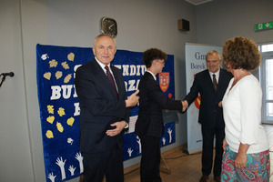  (photo)
