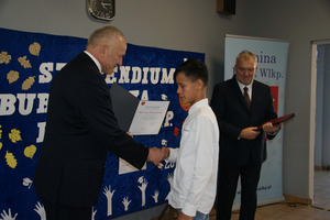  (photo)
