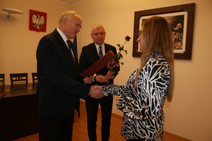  (photo)