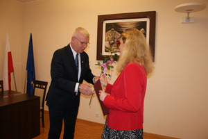  (photo)