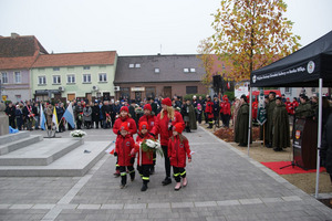  (photo)