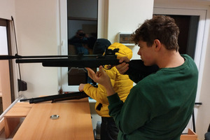  (photo)