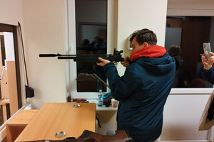  (photo)