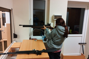  (photo)