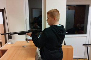  (photo)