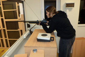  (photo)