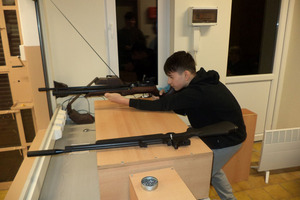  (photo)
