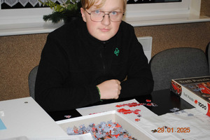  (photo)