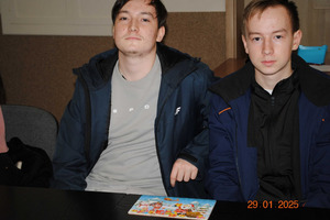  (photo)