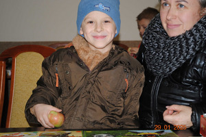  (photo)