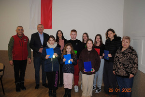  (photo)