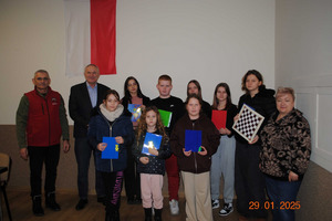  (photo)