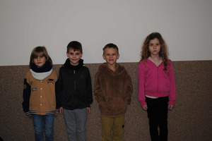  (photo)