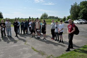  (photo)