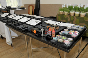  (photo)