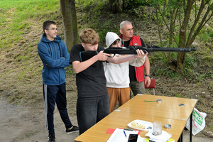  (photo)