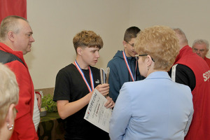  (photo)