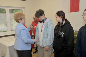  (photo)