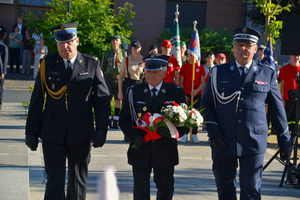  (photo)