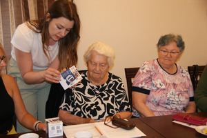  (photo)