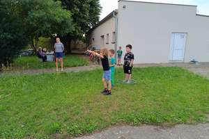  (photo)