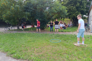  (photo)