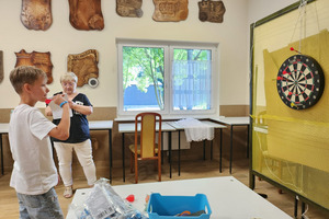  (photo)