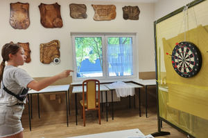  (photo)