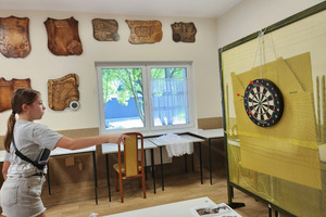  (photo)